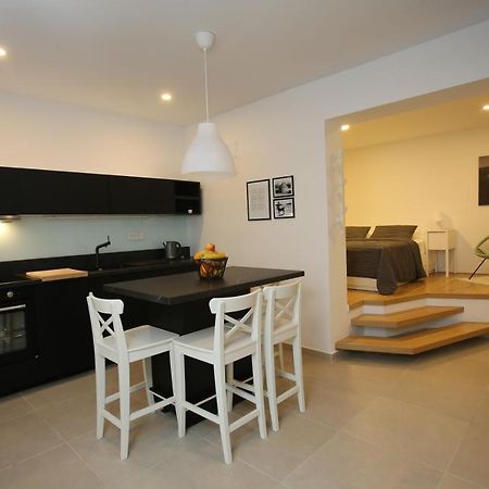 Apartmani Tri Bunje Tribalj Esterno foto