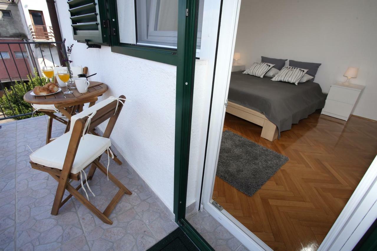 Apartmani Tri Bunje Tribalj Esterno foto