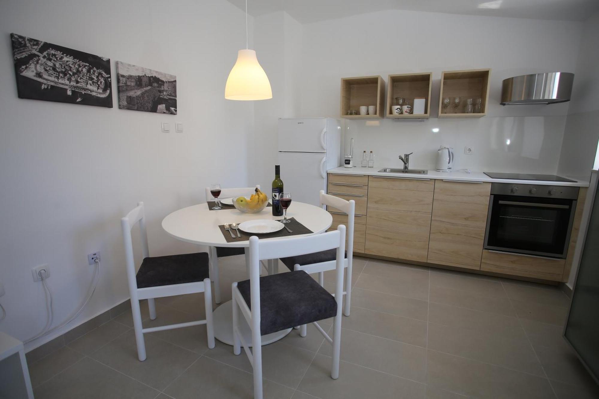 Apartmani Tri Bunje Tribalj Esterno foto