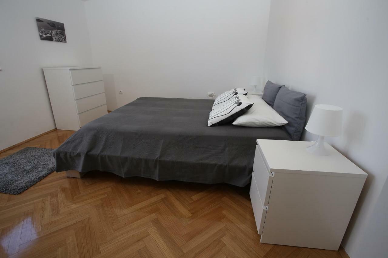 Apartmani Tri Bunje Tribalj Esterno foto