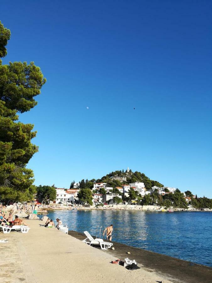 Apartmani Tri Bunje Tribalj Esterno foto